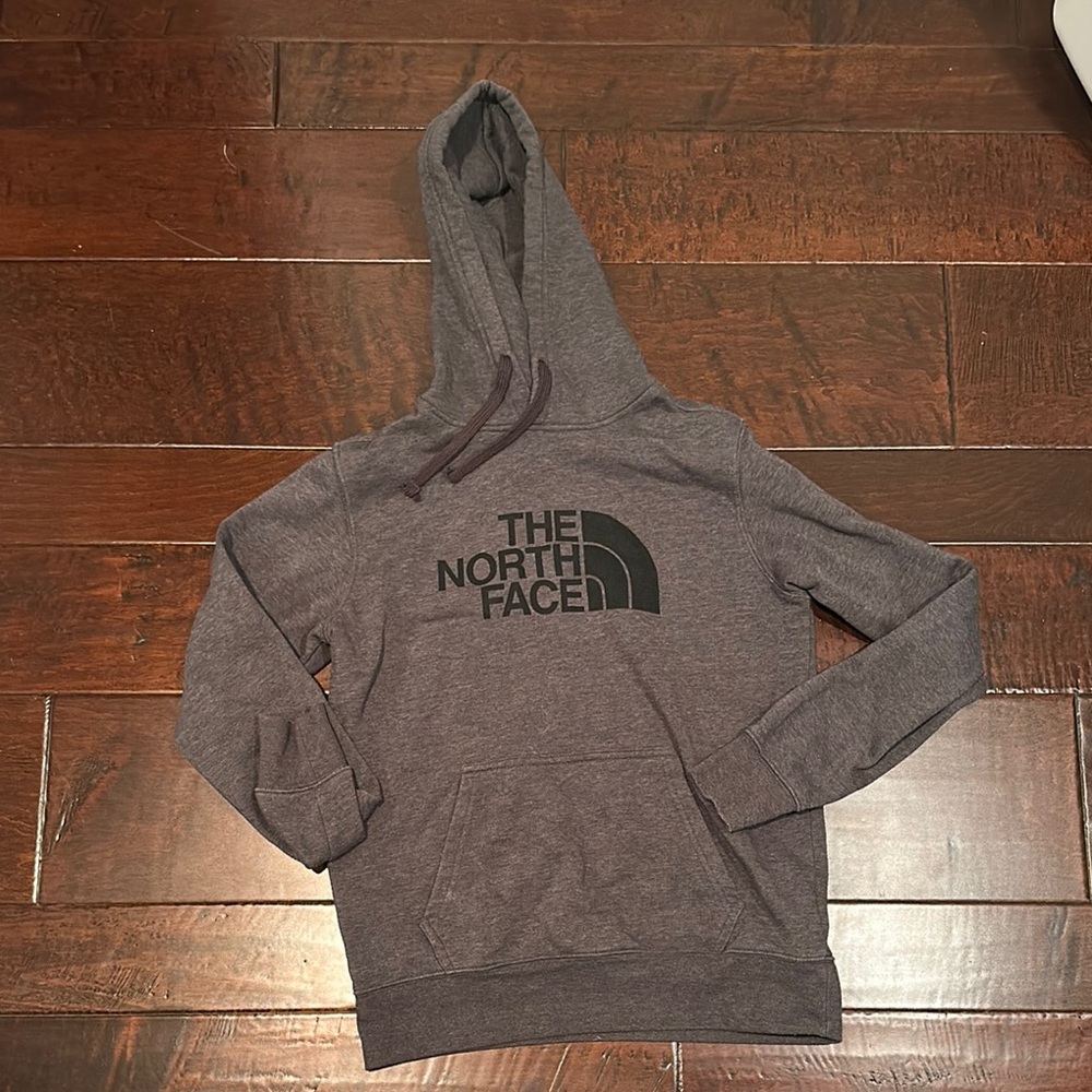 The North Face Women’s Gray Hoodie Sweater